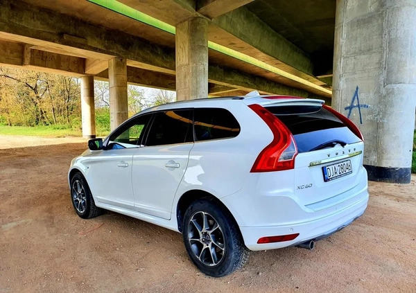 Volvo XC 60 cena 75900 przebieg: 166000, rok produkcji 2016 z Jawor małe 436